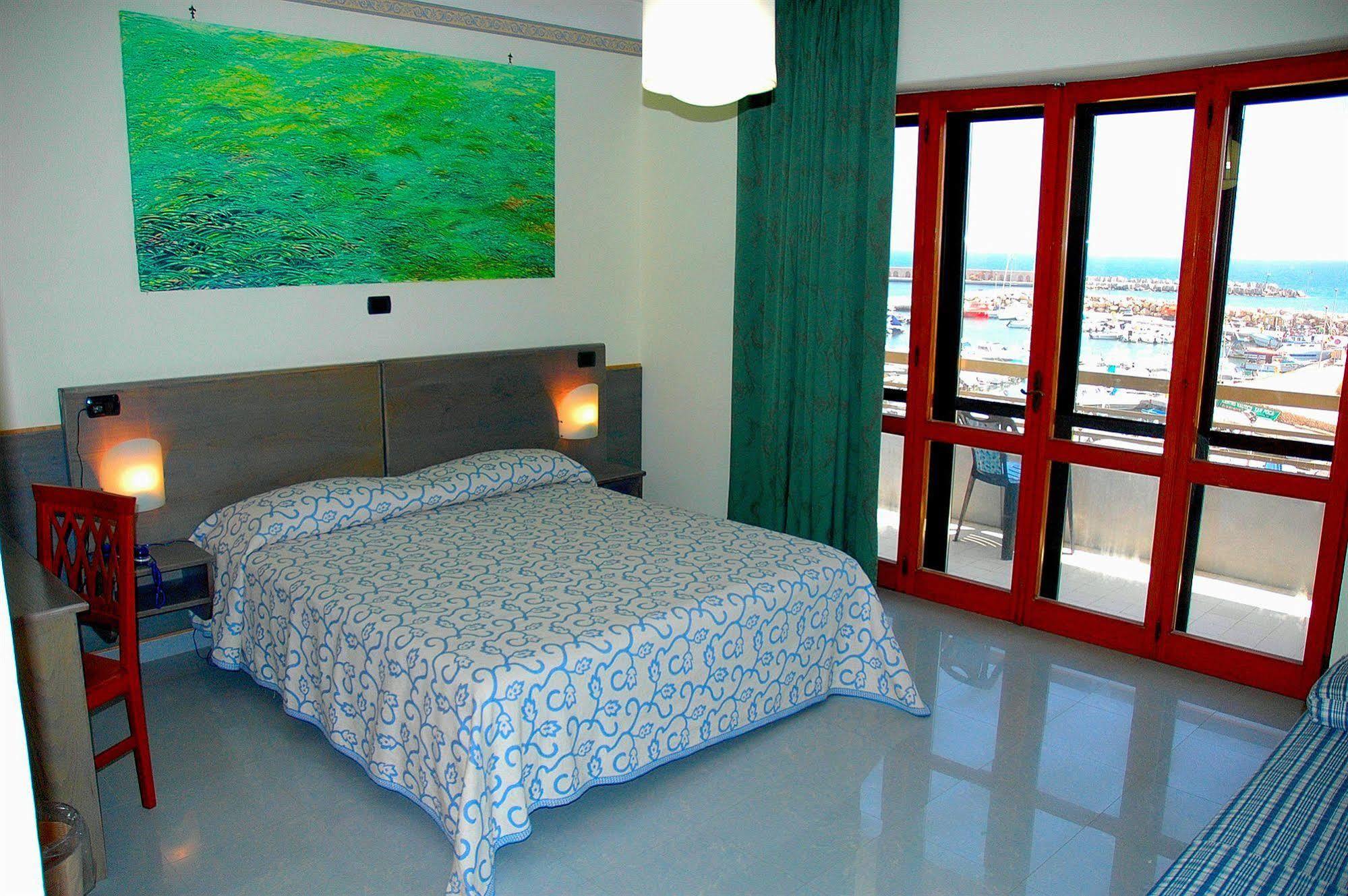 סן פוקה Hotel Cote D'Est מראה חיצוני תמונה
